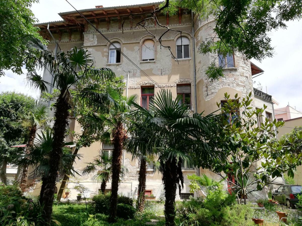 Apartment In The Center Of Old Town Pula
